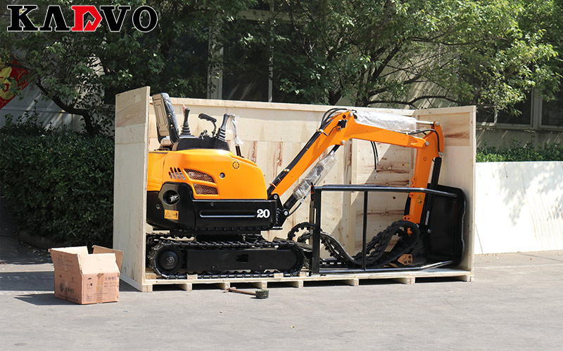 凯迪沃重工1台KV18小型挖掘机出口加拿大