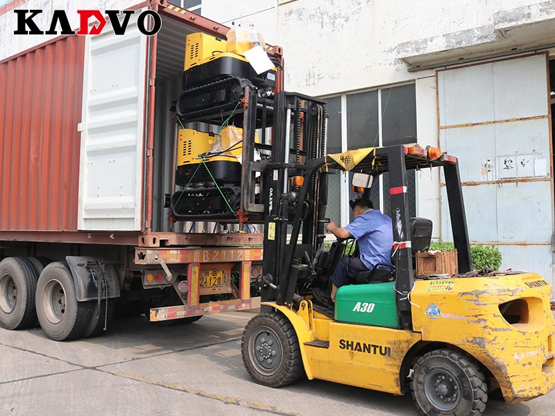凯迪沃重工KV12小型挖掘机出口欧洲