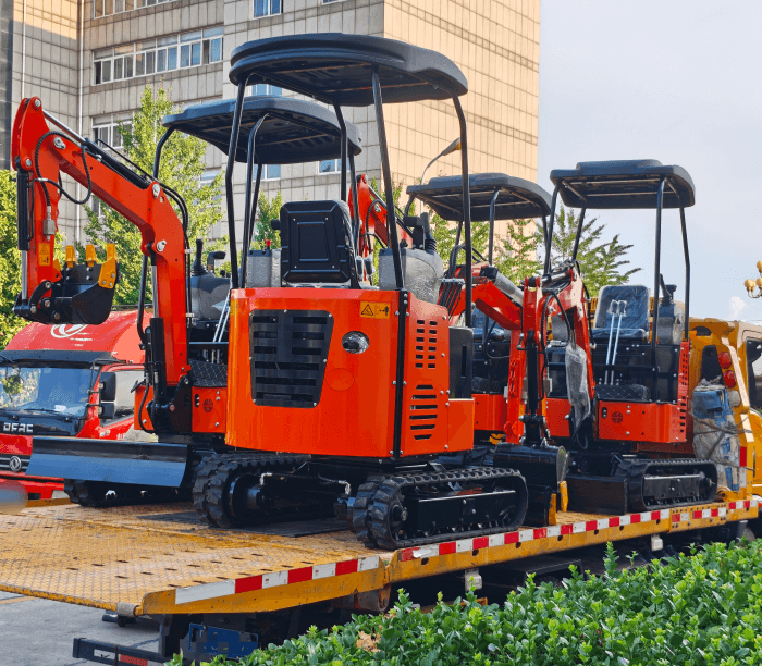 凯迪沃小挖机装车发货，为工程建设注入强劲动力！